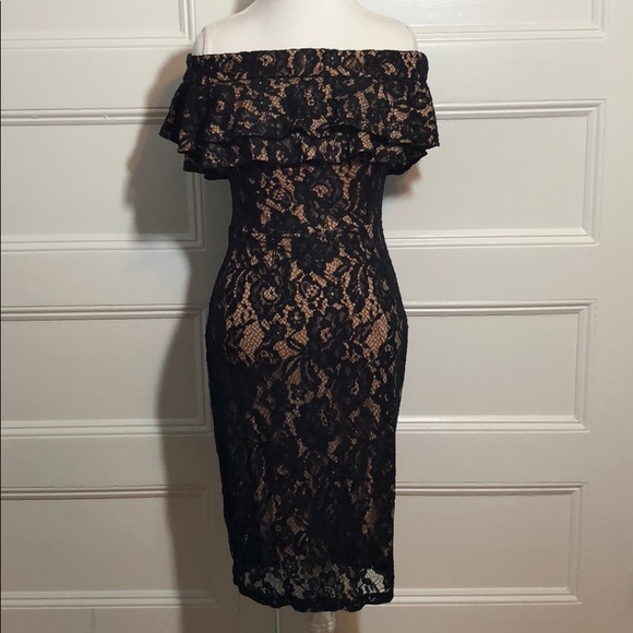 Ruffle off shoulder lace midi dress - Picture 2 of 6